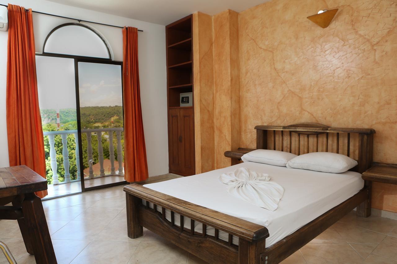 Hotel Anamichu Suites Melgar Dış mekan fotoğraf